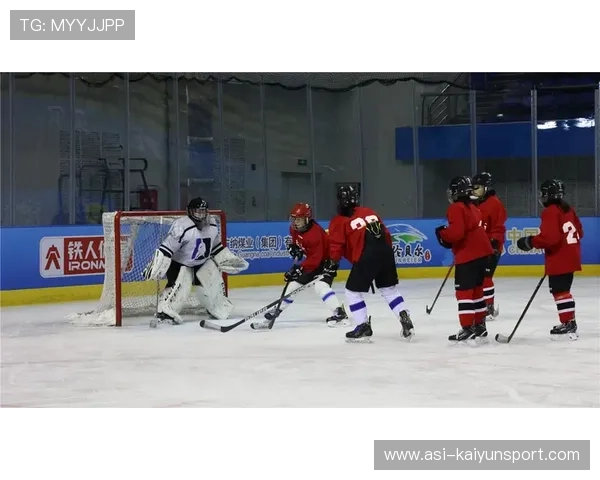 冰壶队在连续多场训练中展示良好沟通能力