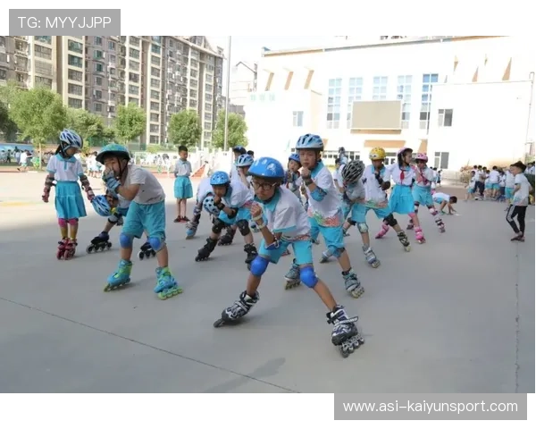 俱乐部与中学合作 推出课后体育提升班,课后参加体育锻炼 俱乐部与中学合作 推出课后体育提升班,课后参加体育锻炼