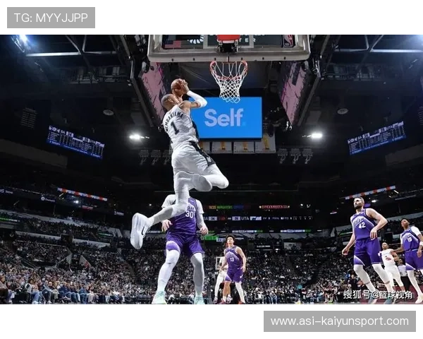 文班亚马封盖后反击扣篮,圣安东尼奥一条龙太夸张 文班亚马封盖后反击扣篮,圣安东尼奥一条龙太夸张